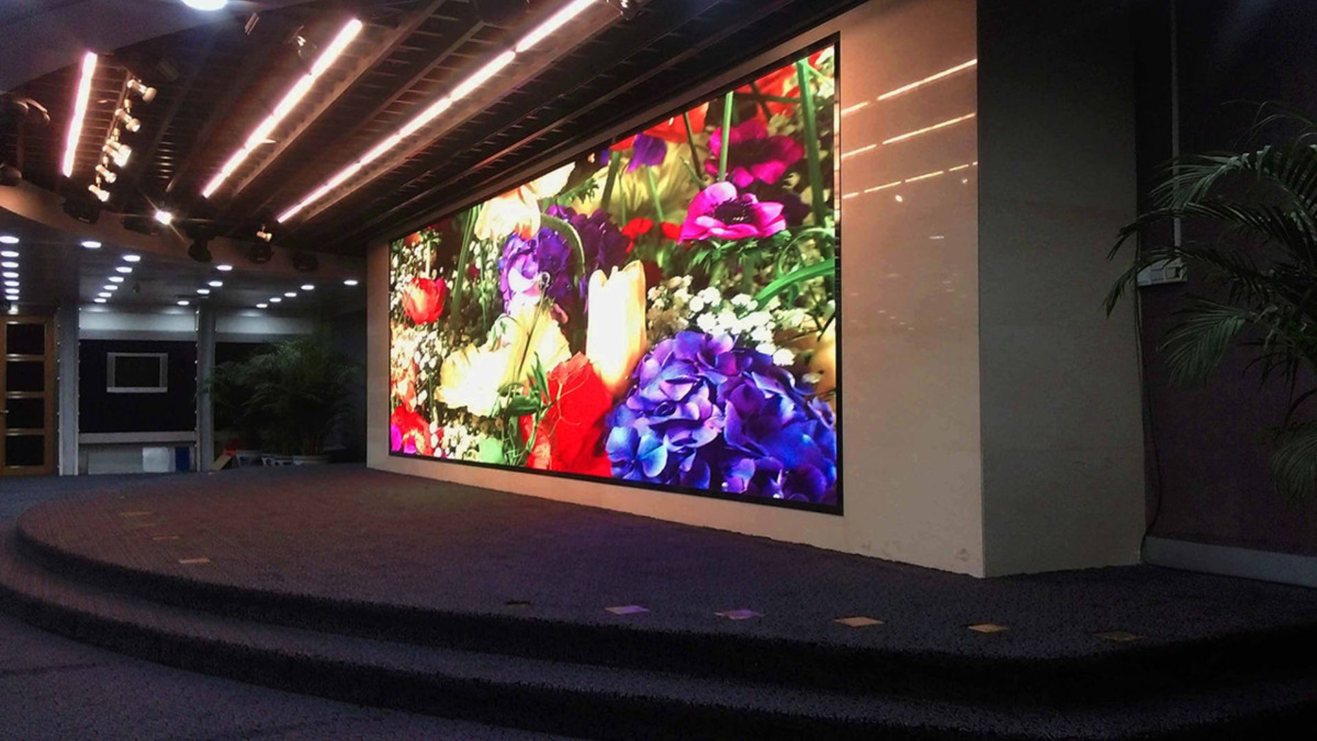 Innovative Uses of LED Outdoor Displays 